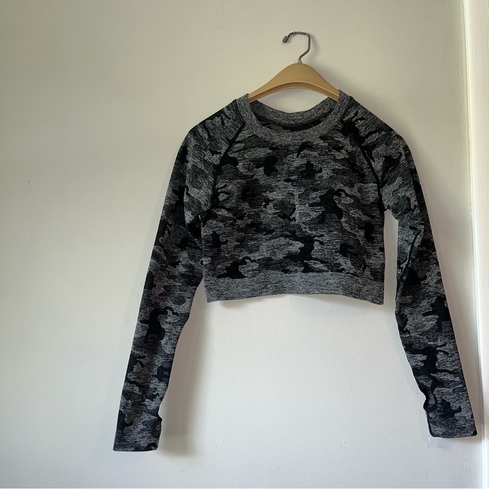 Camo Seamless Cropped Top